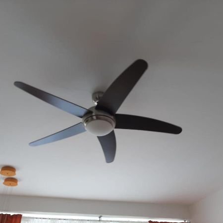 Apartament Zluty Apartman A6 V Chomutove Zewnętrze zdjęcie