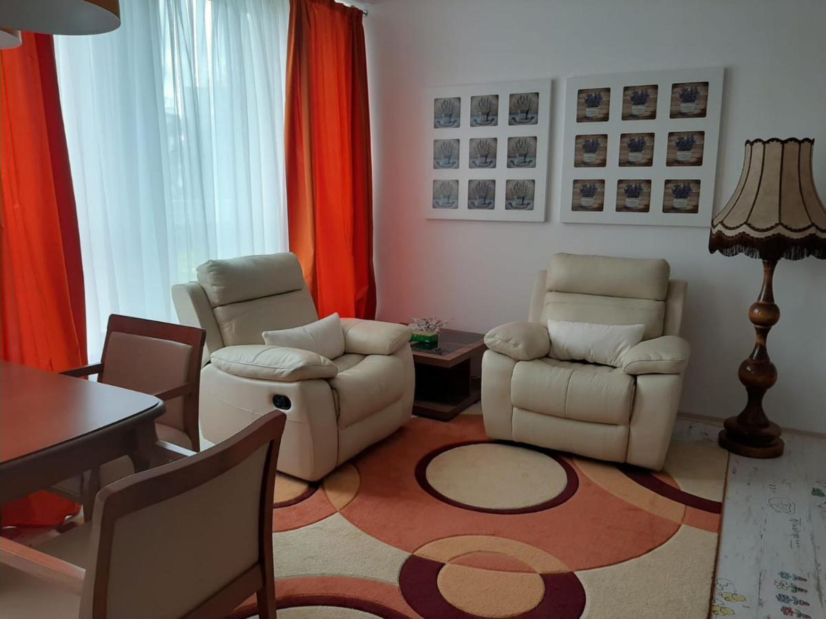 Apartament Zluty Apartman A6 V Chomutove Zewnętrze zdjęcie
