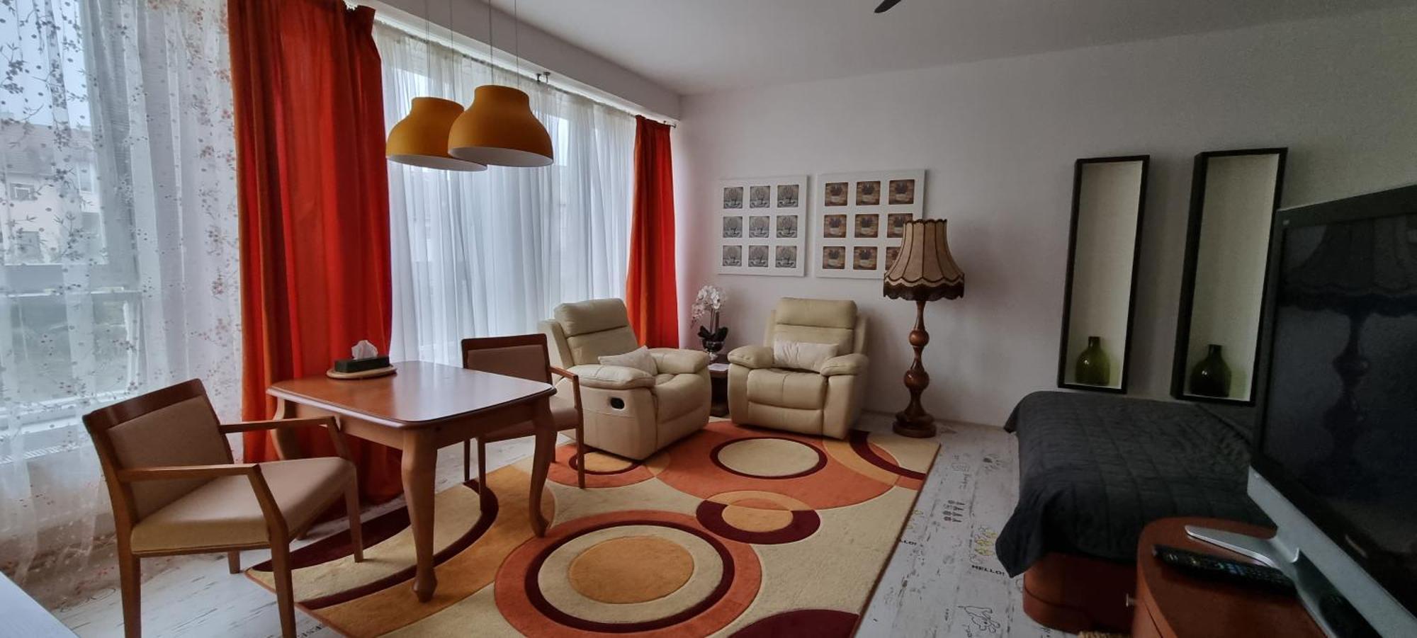 Apartament Zluty Apartman A6 V Chomutove Zewnętrze zdjęcie